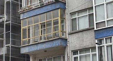 27 yatak koyup, yabancı uyruklulardan 3'er bin lira almış! Ev sahibine şok