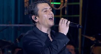 "Aaaa bu şarkı da mı onun?!"