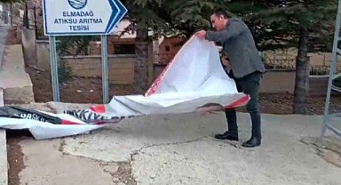 Ankara'da CHP'li Belediyenin adaylarının pankartları söküldü