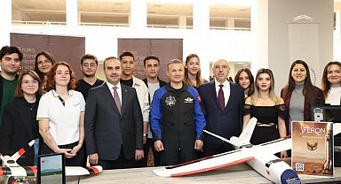 Bakan Kacır ve ilk Türk astronot Gezeravcı Dokuz Eylül'de