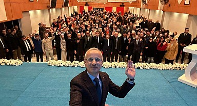 Bakan Uraloğlu, Gümüşhane'de gençlerle buluştu