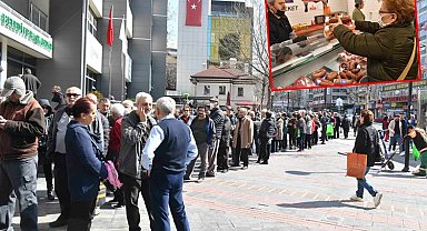 Banka değil, ucuz et kuyruğu!