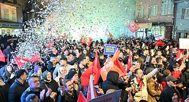 Başkan Aktaş’a İnegöl’de coşkulu karşılama