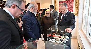Başkan Aktaş, Kabe örtüleri sergisini gezdi