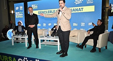 Başkan Aktaş’tan gençlerle sazlı sözlü muhabbet