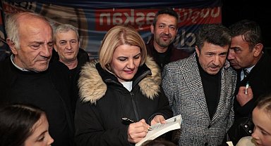 Başkan Hürriyet, Gedikli'de coşkuyla karşılandı