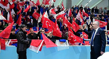 Bursa Karacabey'de 'gerçek belediyecilik' sürecek