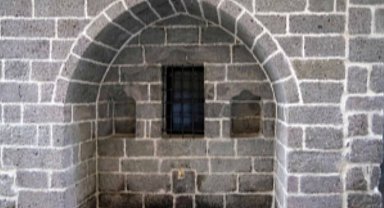 Diyarbakır'da 3 tarihi çeşmede yeniden su akmaya başladı