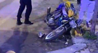 Edirne Keşan'da otomobil motosiklete çarptı: 2 yaralı