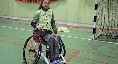Emine Seçkin, Paris 2024 Olimpiyatları'nı garantiledi