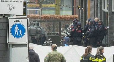 Hollanda'da bir kafede çok sayıda kişi rehin alındı!