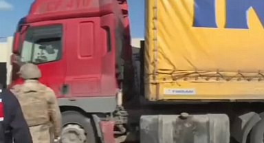 İçişleri'nden 'Kalkan-17'! 881 düzensiz göçmen yakalandı
