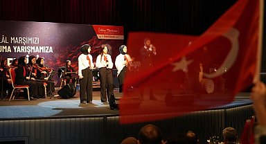İstanbul Üsküdar'da marşımızı en güzel okuyanlar belirlendi