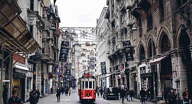 İstanbul'un gözde caddeleri kirada yarıştı