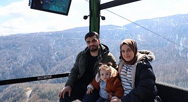 Kartepe'de teleferiğin ilk yolcusu 1 yaşındaki Mila bebek