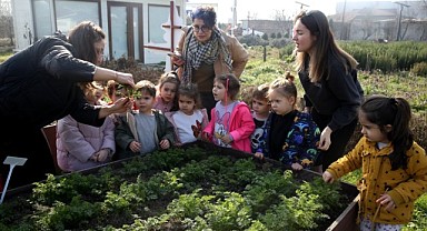 Kent Bostanlarında uygulamalı tarım eğitimi