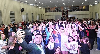 Kestel'de kadınlar, matinede doyasıya eğlendi