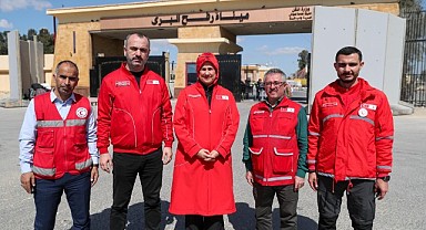 Kızılay'ın Gazze gemisi Mısır'a ulaştı