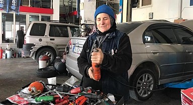 Önce aşçı sonra tamirci oldu