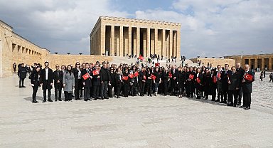OPET, Dünya Kadınlar Günü'nde Ata'nın huzurundaydı