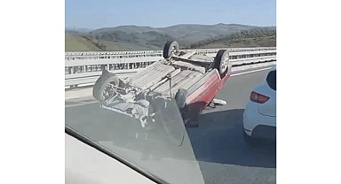 Takla atan otomobilde can pazarı!