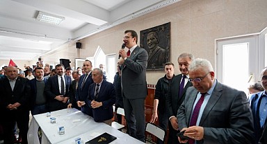 Vatandaşlardan İmamoğlu'na burs, yurt, kreş ve kent lokantası teşekkürü