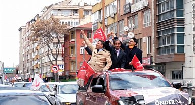 Yeniden Refah Partisi'nden gövde gösterisi