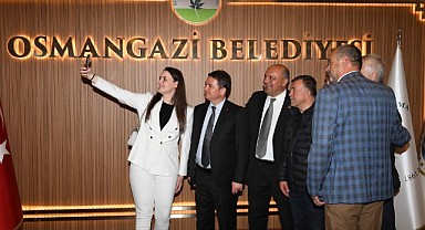 Başkan Aydın, üç bin vatandaşı ağırladı