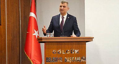 Başkan Sezer personeli ile bayramlaştı