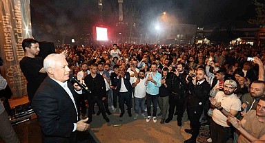 Bozbey’den Büyükşehir’e maaş çağrısı