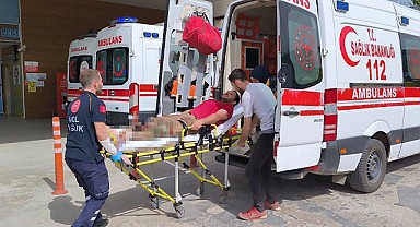 Bursa'da odun keserken elini ve ayağını kesti