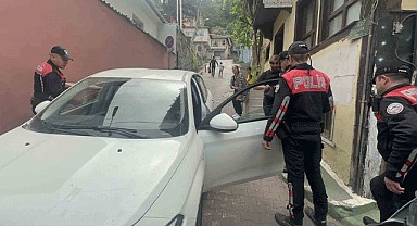 Bursa Emniyetinden metruk binalara baskın!