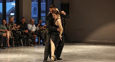 Bursa Nilüfer’de dans dolu gece