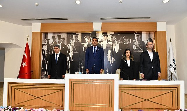 Çiğli Belediye Başkanı Yıldız'dan ilk mecliste uyum mesajı