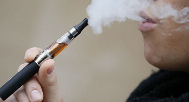 E-sigara kullanımı akciğer sönmesine bile neden olabiliyor