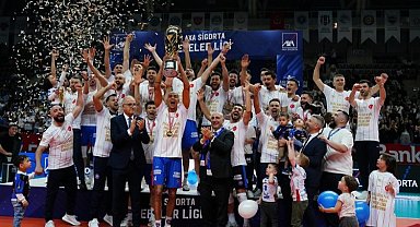 Efeler'in şampiyonu: Halkbank