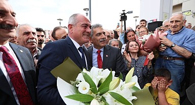 Gemlik Belediyesi’nde Şükrü Deviren Dönemi başladı