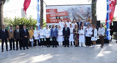 İzmir MEB Gastronomi Festivalinde lezzet şöleni