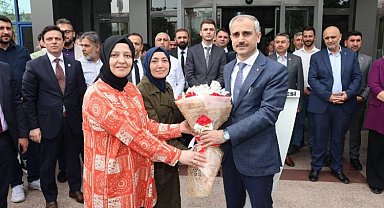 Kocaeli Çayırova'da Başkan Çiftçi'ye özel karşılama