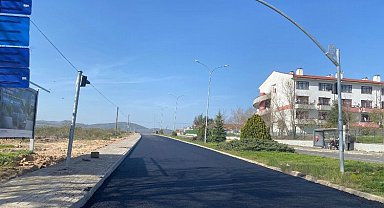 Kocaeli İzmit'te asfalt ve kaldırım çalışması