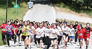 Kros yarışları Nilüfer'de nefesleri kesti