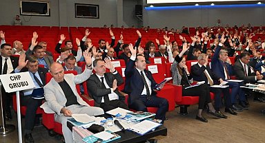 Manisa Büyükşehir Meclisi'nde görev bölümü yapıldı