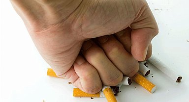 Sigara kullananlar dikkat! Sigara ağız kanserlerine de neden oluyor!