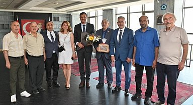 Azerbaycan Kültür Evi Derneği'nden Başkan Zeyrek'e ziyaret