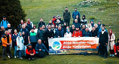 Baharı Karagöl ve Acelle doğasında karşıladılar