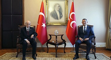Bahçeli'den Özel için övgü dolu sözler!