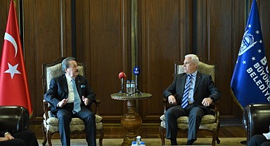 Başkan Bozbey, eski Bakan Cavit Çağlar’ı ağırladı