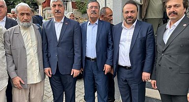 Başkan Ömeroğlu hacı adaylarını uğurladı