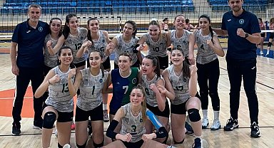 Bursa Büyükşehir Belediyespor Kadınlar Voleybol 2. Ligi'nde
