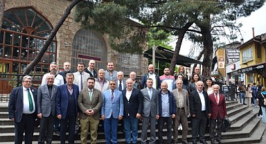 Bursa Cumhuriyet Caddesinde esnaf buluşması